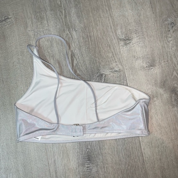 NWOT Forever21 Bikini Top Silver - Picture 2 of 2